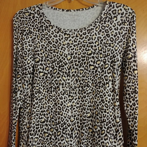 A large 1416 ladies leopard top with gold embellis - Picture 1 of 3